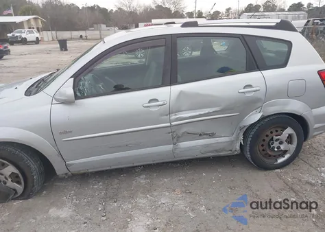 2008 Pontiac Vibe z USA, uszkodzony, nr VIN 5Y2SL658X8Z408594